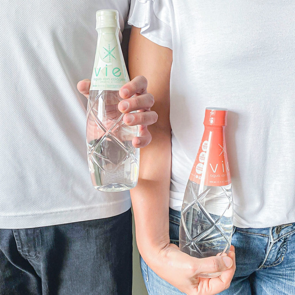 Agua con colageno